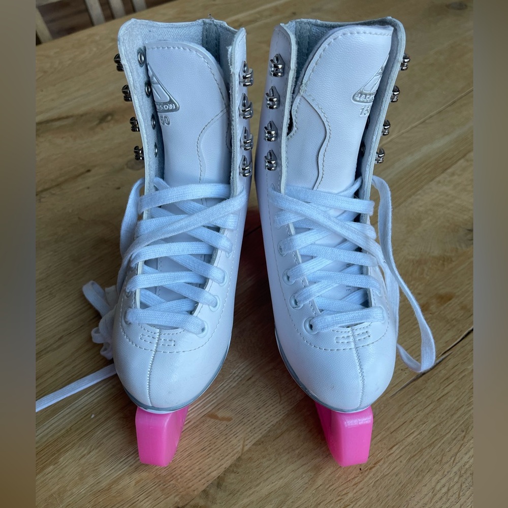 Jackson Ultima Finesse Girls Figure Ice Skates